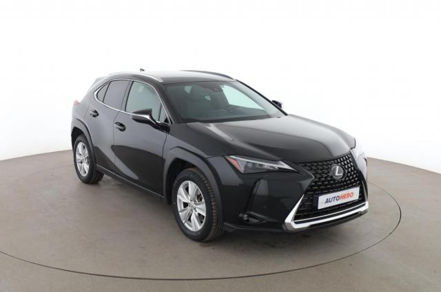 Lexus Ux image 6