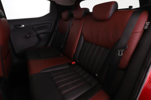 Nissan Micra image 4