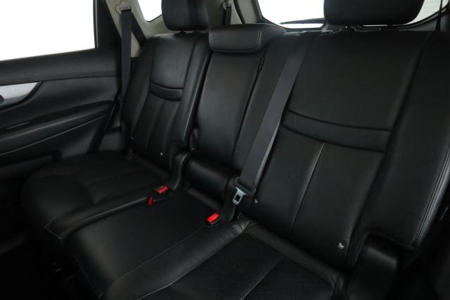 Nissan X-Trail image 4