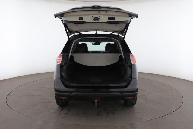 Nissan X-Trail image 2