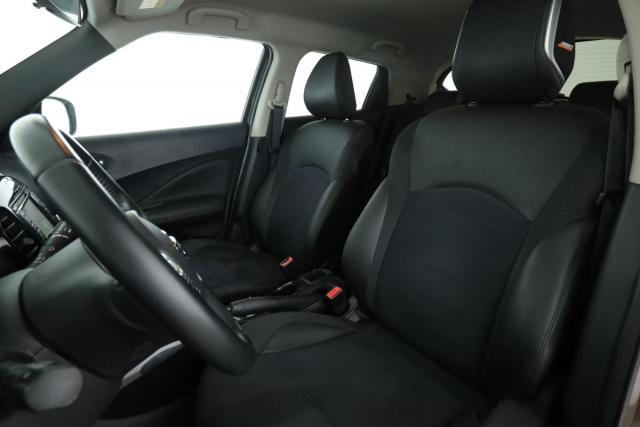 Nissan Juke image 1