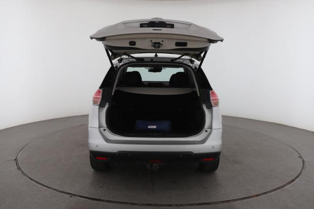 Nissan X-Trail image 2