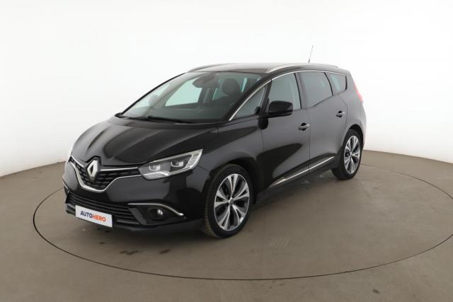 Renault Grand Scénic à Issy Les Moulineaux – photo 1