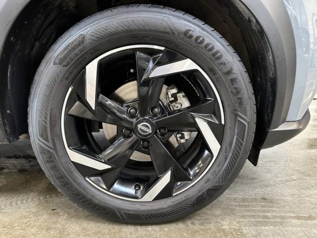 Nissan Juke image 7