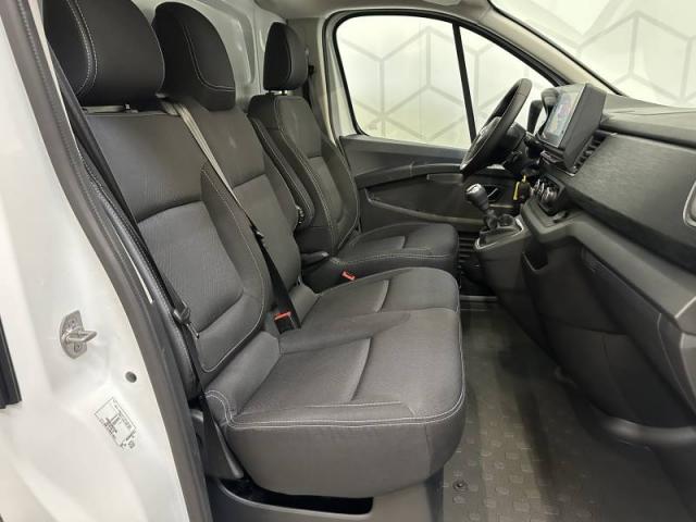 Nissan Primastar image 1