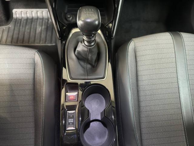 Peugeot 2008 image 6