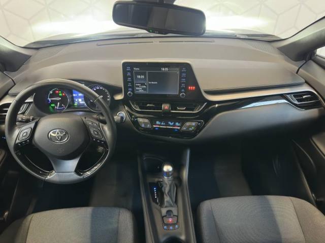 Toyota C-Hr image 3