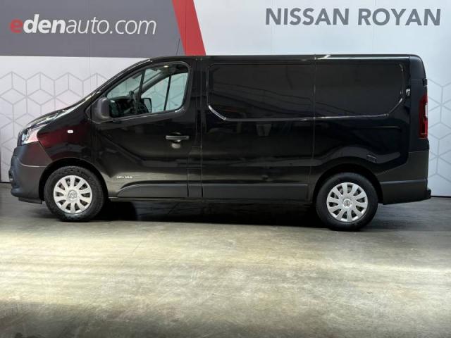 Nissan Nv300 image 7