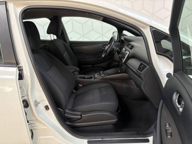 Nissan Leaf image 6