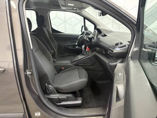 Peugeot Rifter image 1