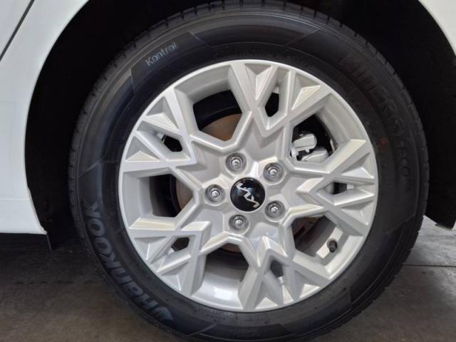 Kia Ceed image 2
