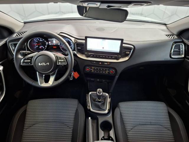 Kia Ceed image 4