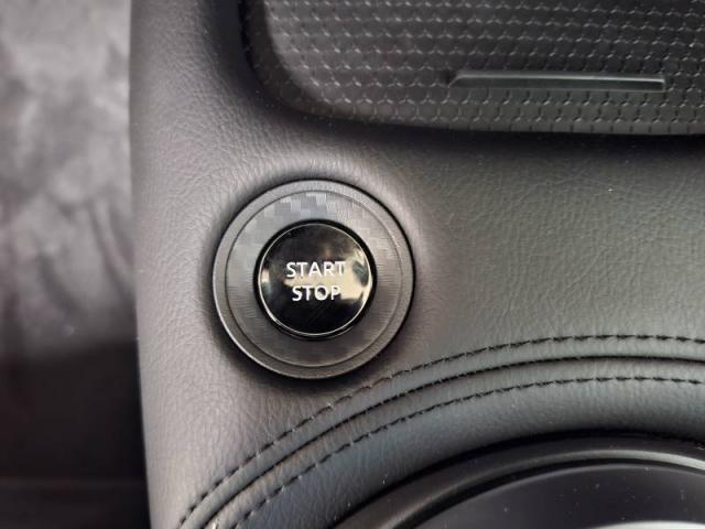 Nissan Juke image 2