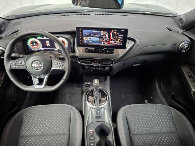 Nissan Juke image 7