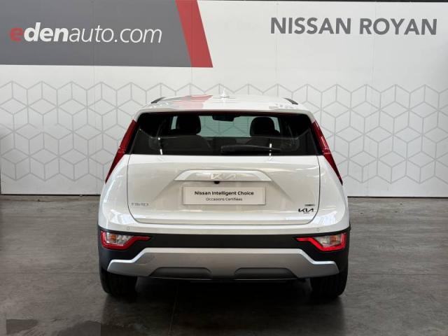 Kia Niro image 7