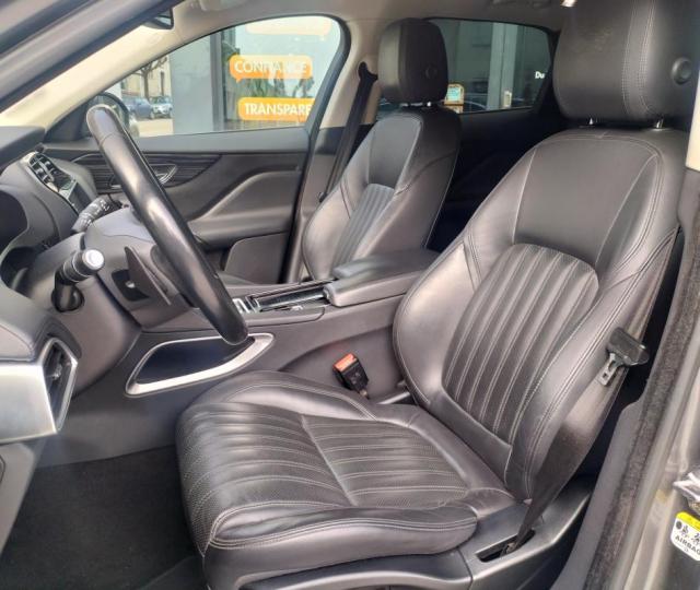 Jaguar F-Pace image 7