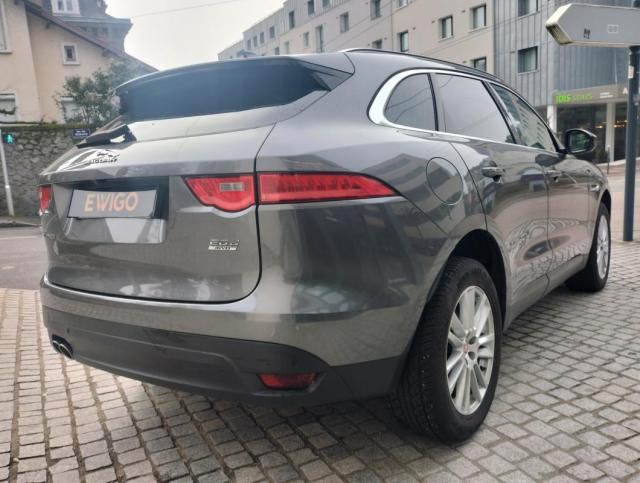 Jaguar F-Pace image 9