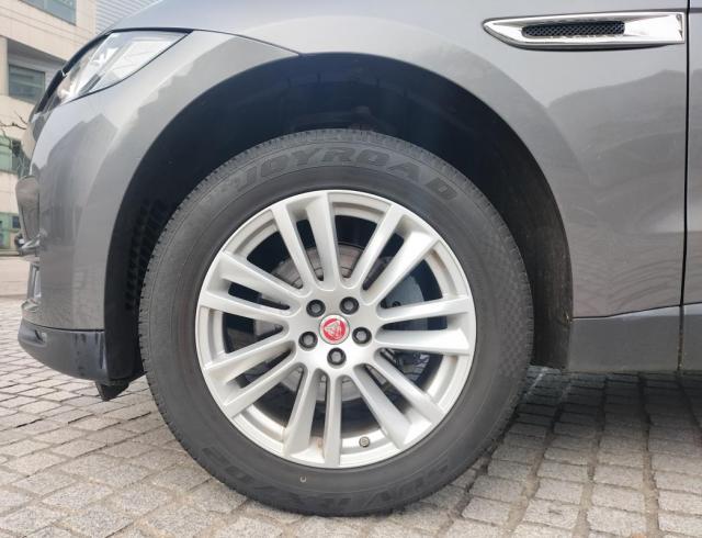 Jaguar F-Pace image 2
