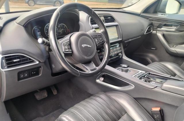 Jaguar F-Pace image 3