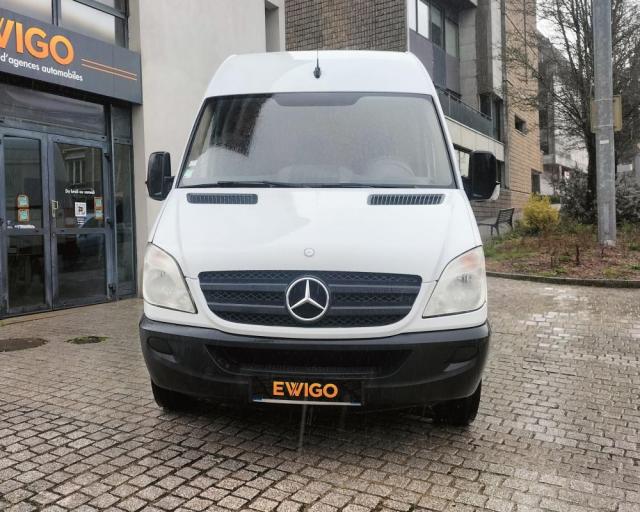 Mercedes Benz Sprinter image 5