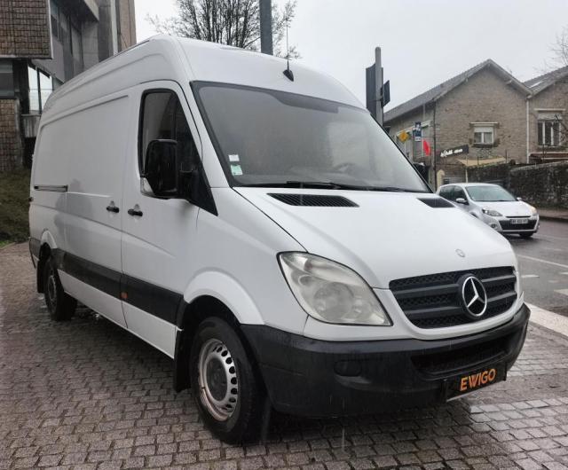 Mercedes Benz Sprinter image 7