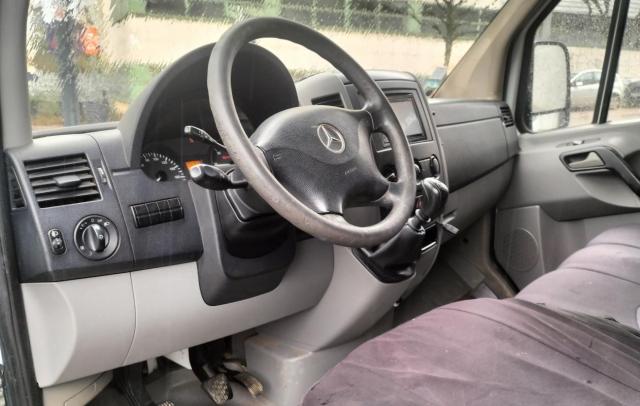 Mercedes Benz Sprinter image 8