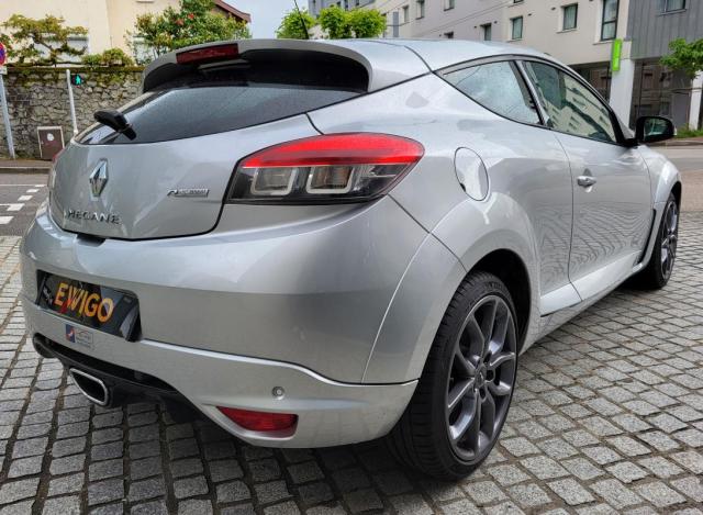 Renault Mégane Coupé image 8
