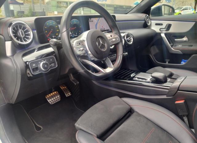 Mercedes Benz Cla image 3
