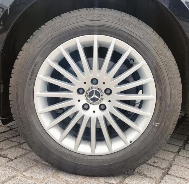 Mercedes Benz Vito Mixto image 2