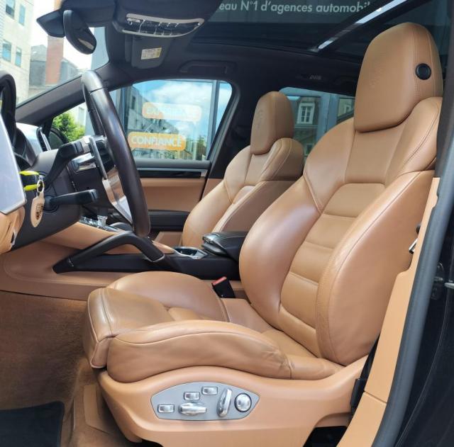 Porsche Cayenne image 7