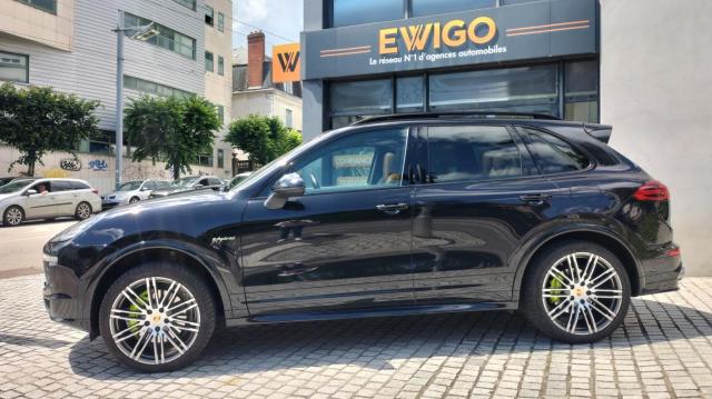 Porsche Cayenne image 9