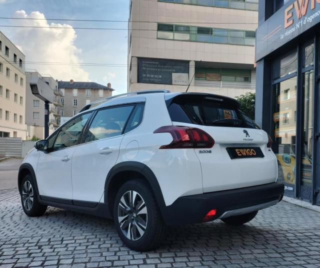 Peugeot 2008 image 4