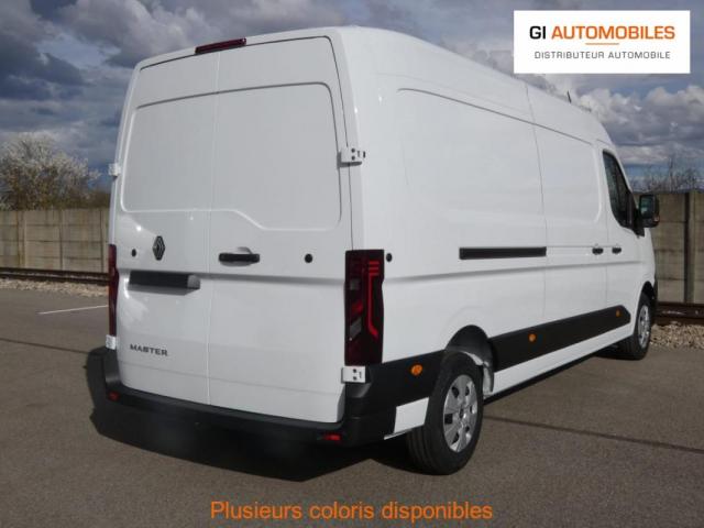 Renault Master image 2