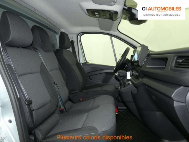 Renault Trafic image 9