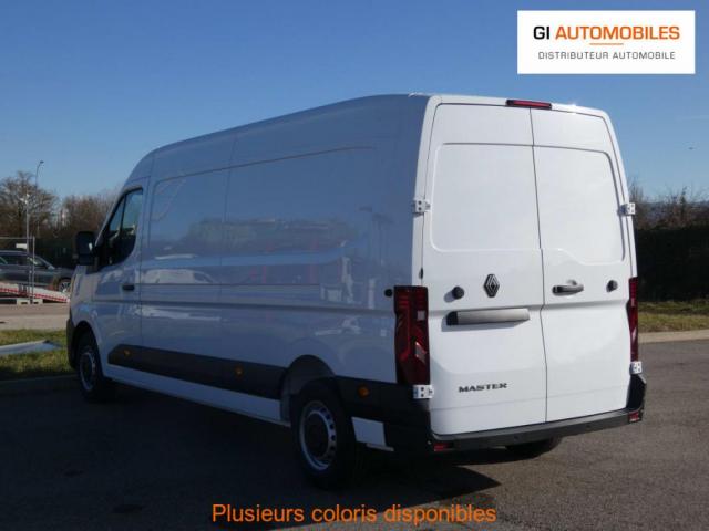 Renault Master image 1
