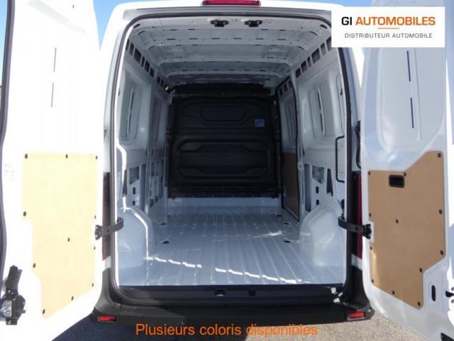 Renault Master image 8