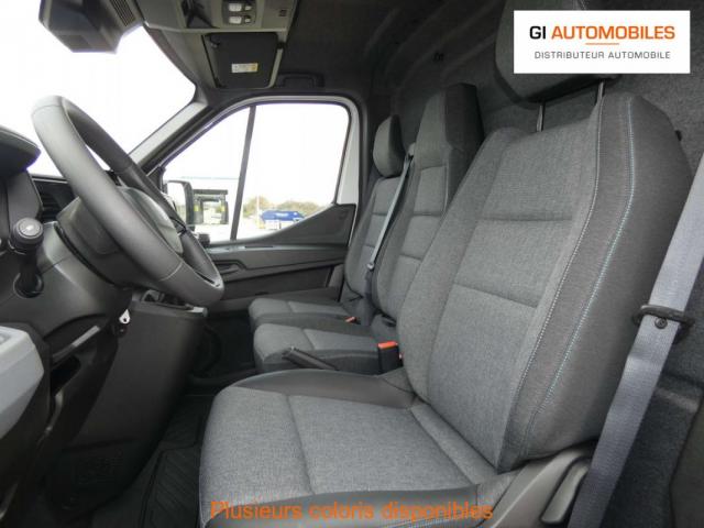 Renault Master image 9