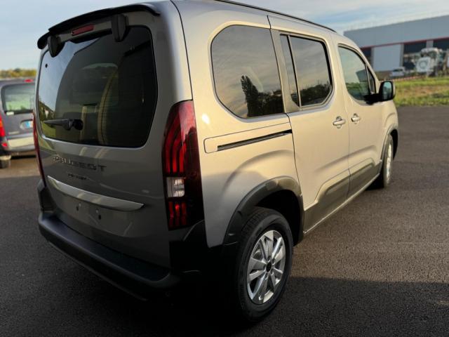 Peugeot Rifter image 9