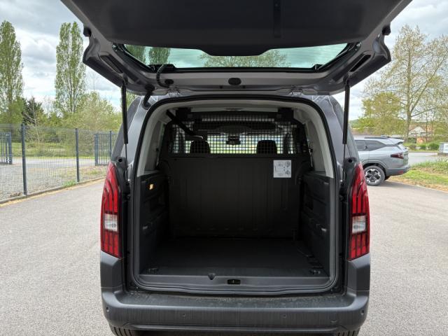 Peugeot Rifter image 3