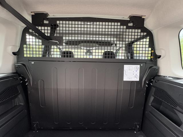 Peugeot Rifter image 9