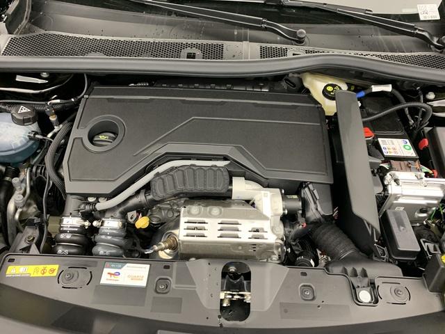 Peugeot 2008 image 9