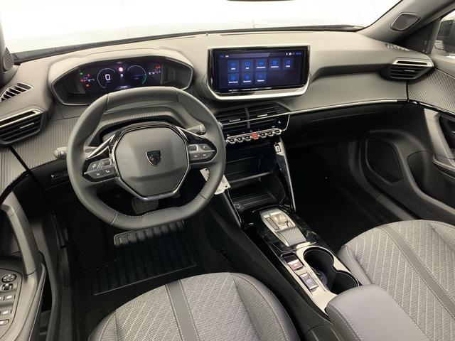 Peugeot 2008 image 5