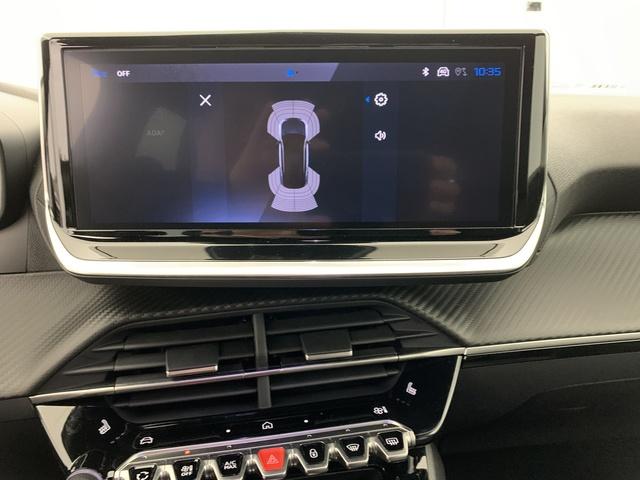 Peugeot 2008 image 6