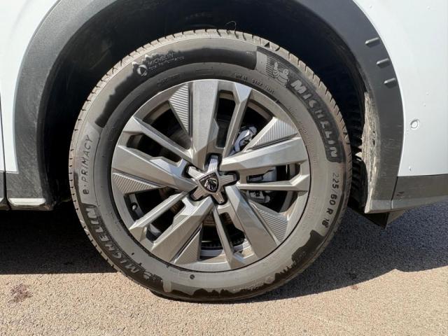 Peugeot 3008 image 9