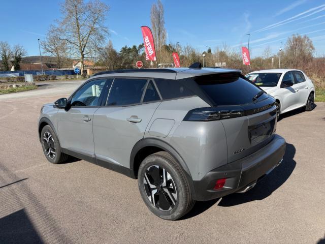 Peugeot 2008 image 2