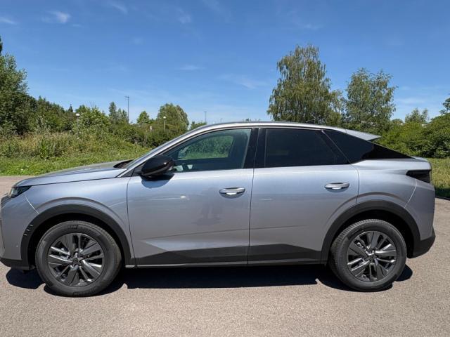 Peugeot 3008 image 3