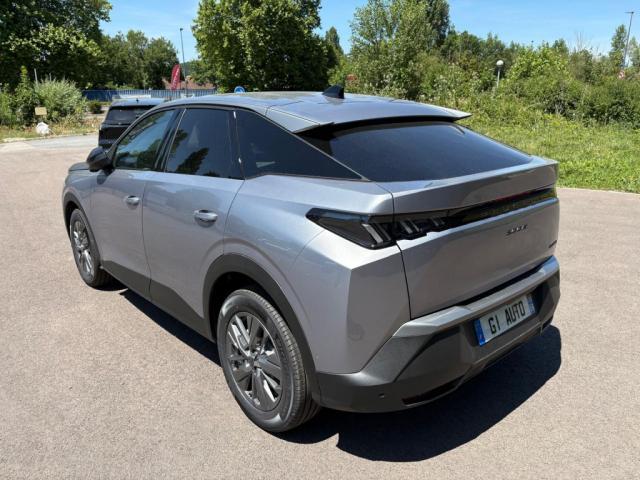 Peugeot 3008 image 2