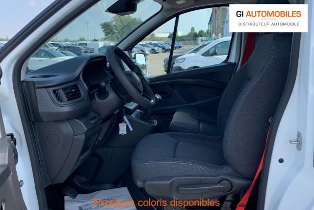 Renault Trafic image 1