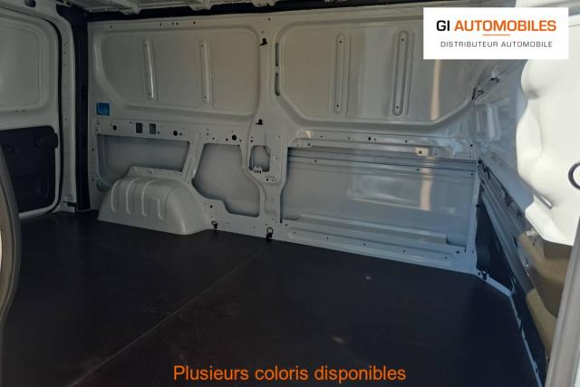 Renault Trafic image 9