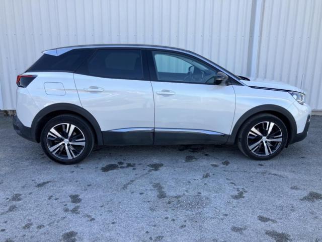 Peugeot 3008 image 1